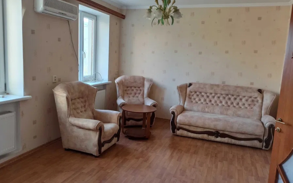 продажа многокомнатной квартиры номер A-174208 в Приморском районе, фото номер 10